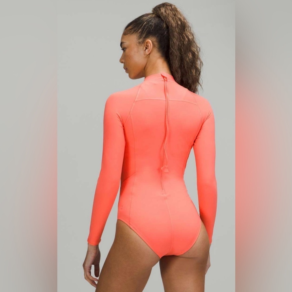 Lululemon Long Sleeve Zip Back -Paddle Suit Medium Bum Coverage